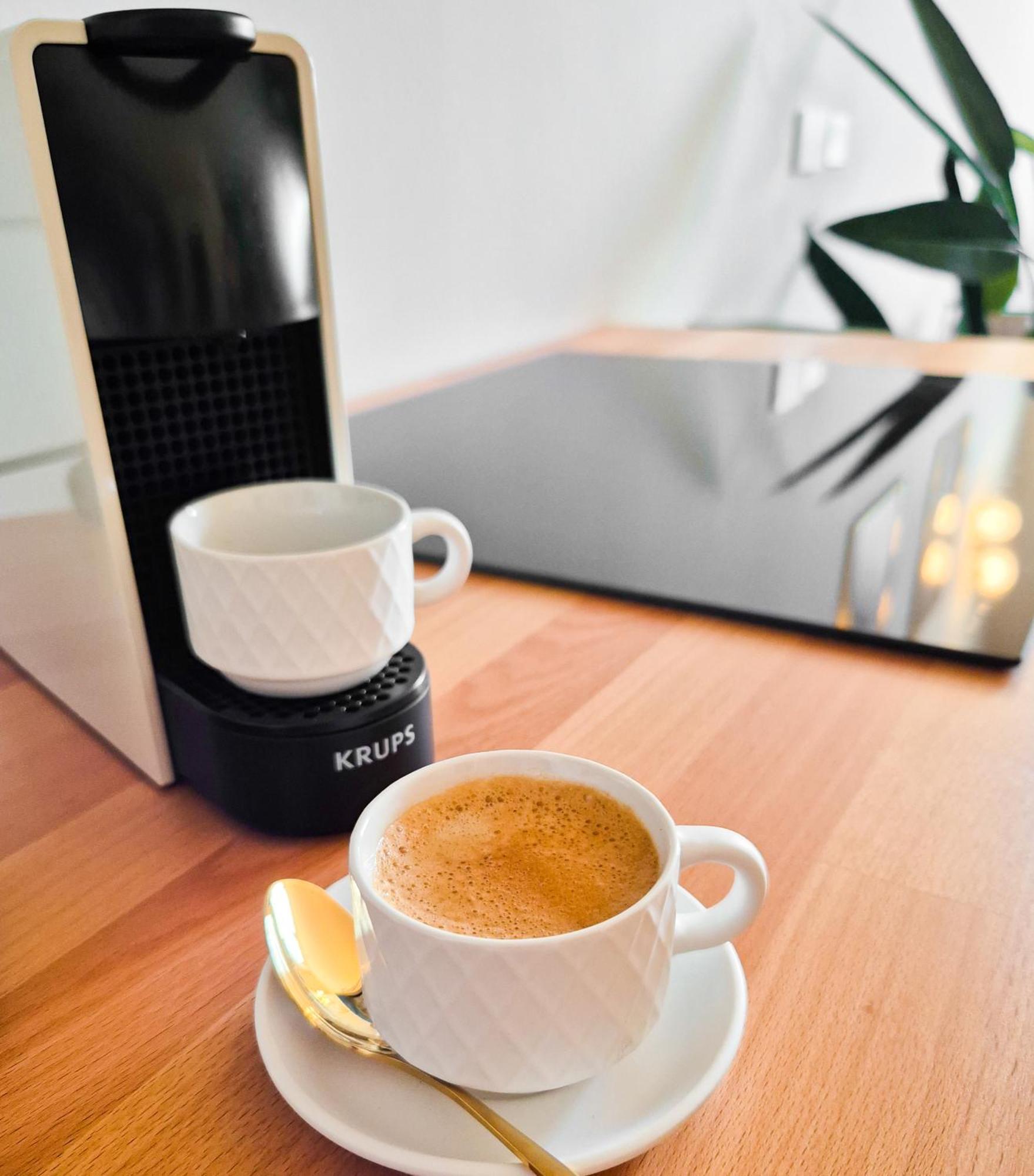 Aviana Suite Bologna Buitenkant foto
