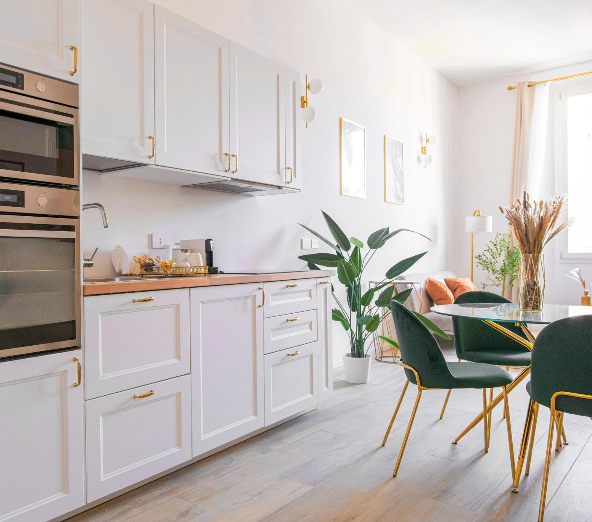 Aviana Suite Bologna Buitenkant foto